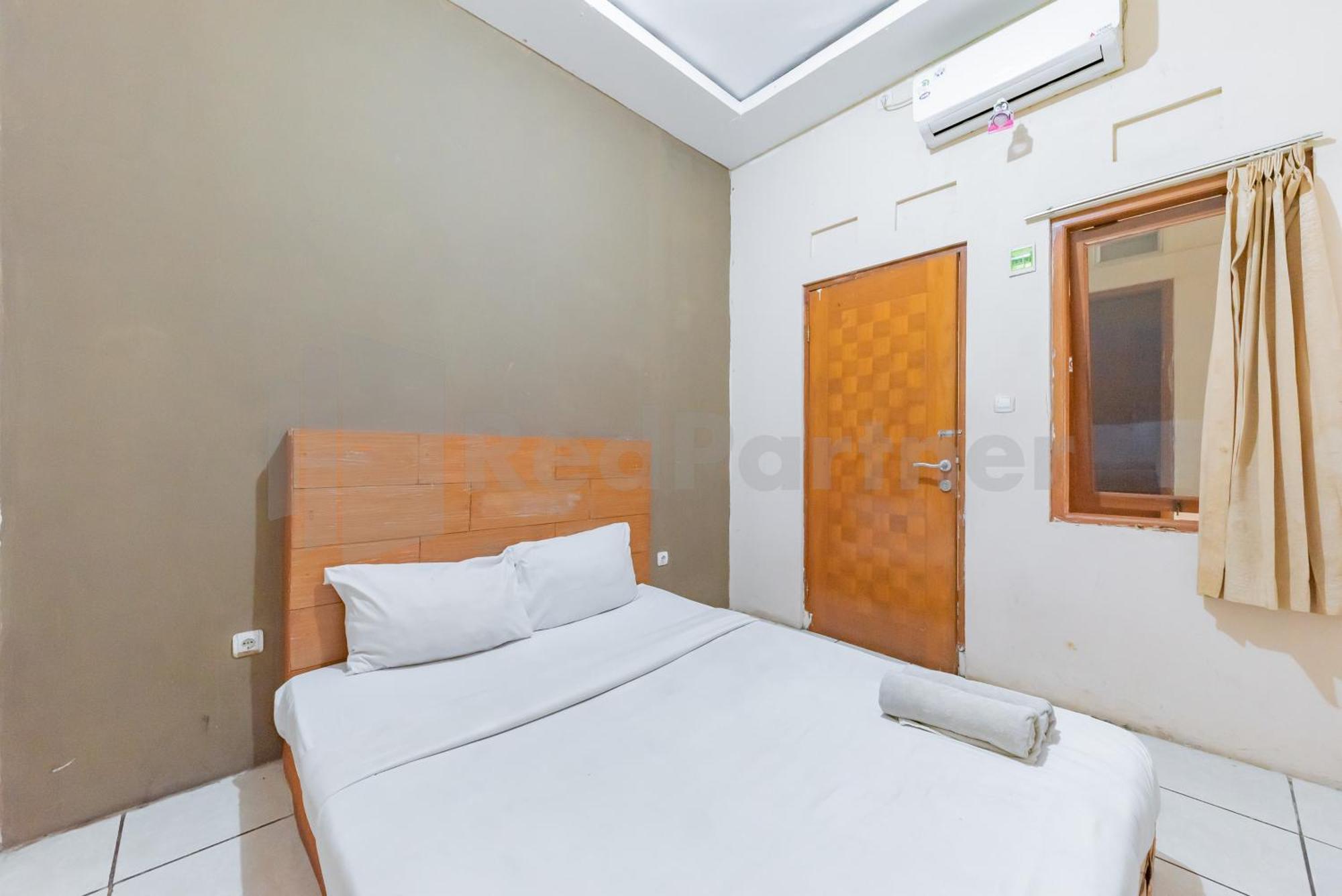 Wisma Alamanda Near Terminal Cicaheum Redpartner Bandung Eksteriør billede